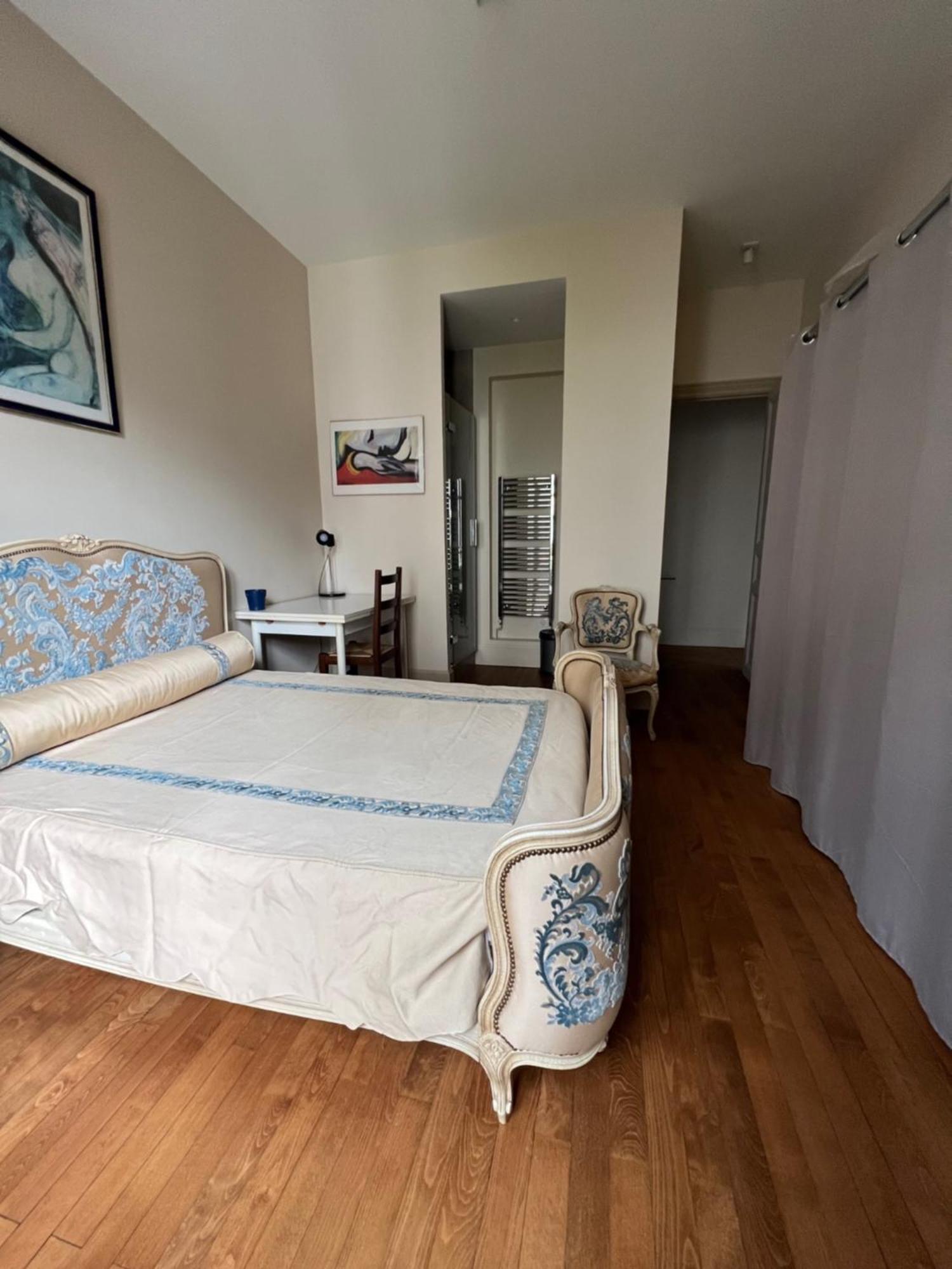 Hyper Centre ,Jolie Chambre Climatisee Avec Parking Securise Gratuit Clermont-Ferrand Buitenkant foto